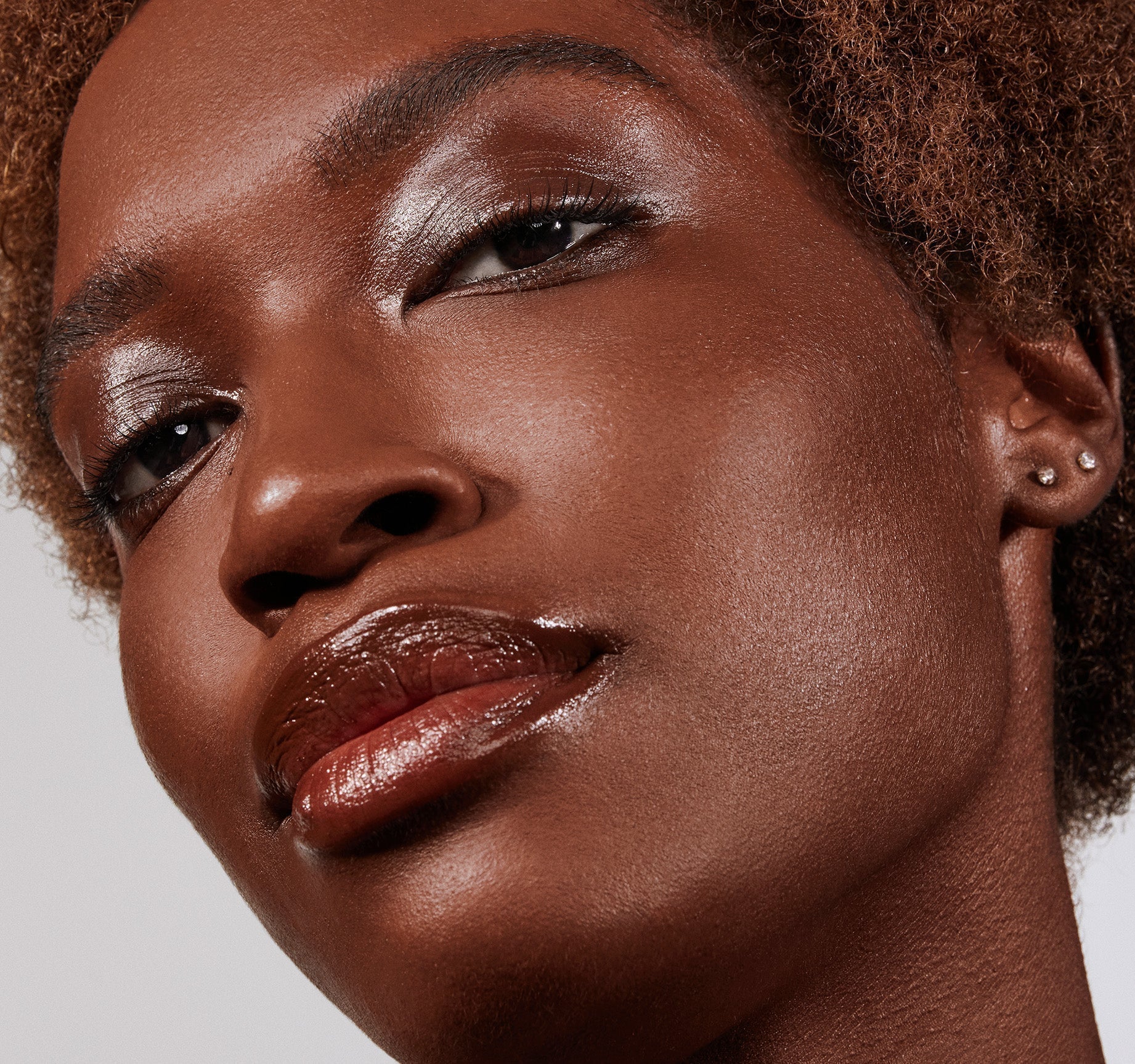 Lightform Extended Hydration Foundation