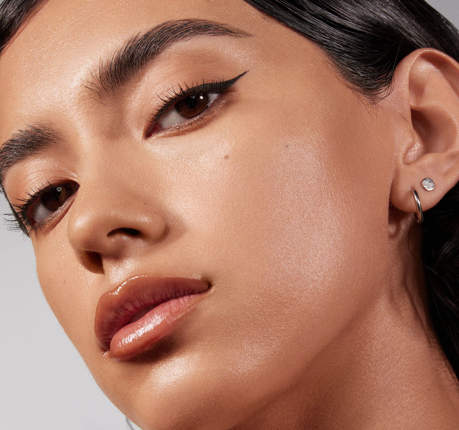 Lightform Extended Hydration Foundation