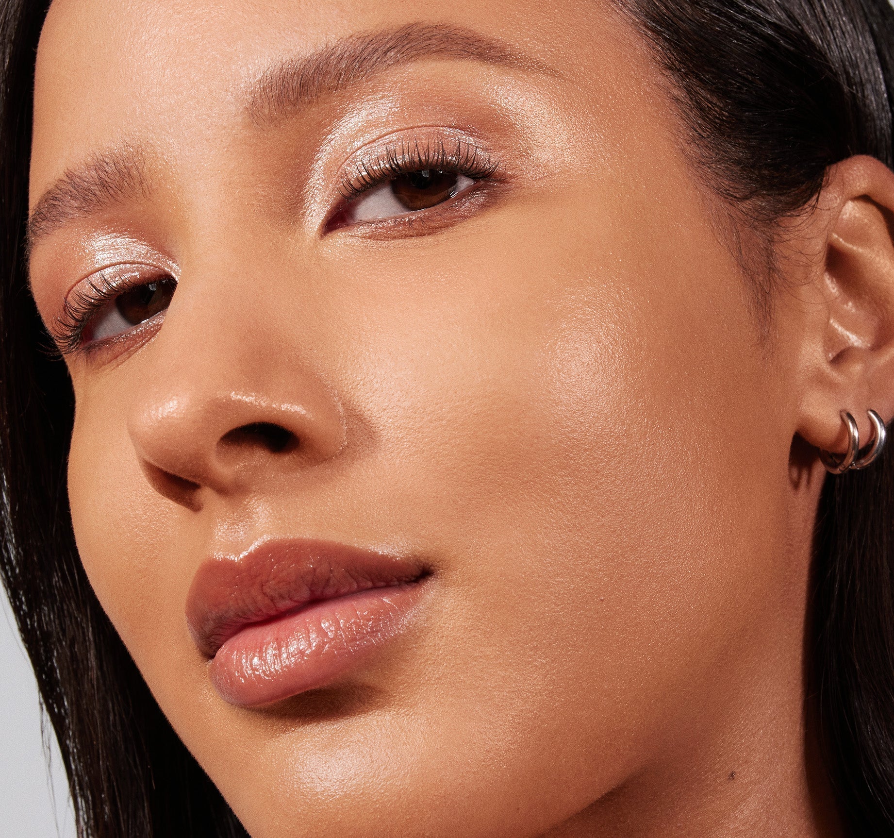 Lightform Extended Hydration Foundation